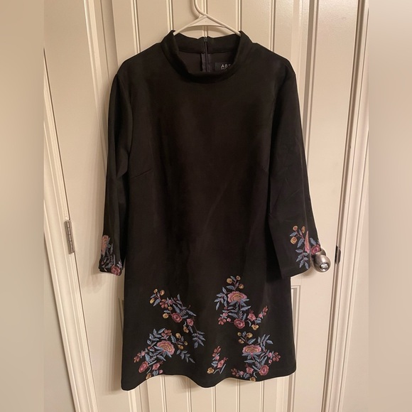 a.b.s Dresses & Skirts - A.B.S Elegant Black Floral Embroidered Dress